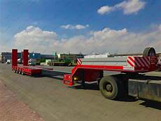 Container semi trailer