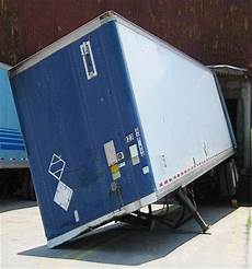 Landing gear trailers