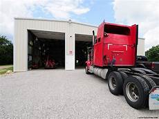 Semi trailer builders