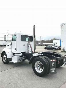 Semi truck axle
