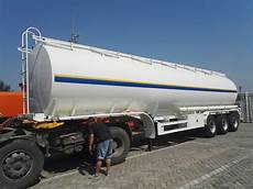 Tractor trailer chassis
