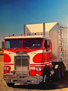 Trailer tractor